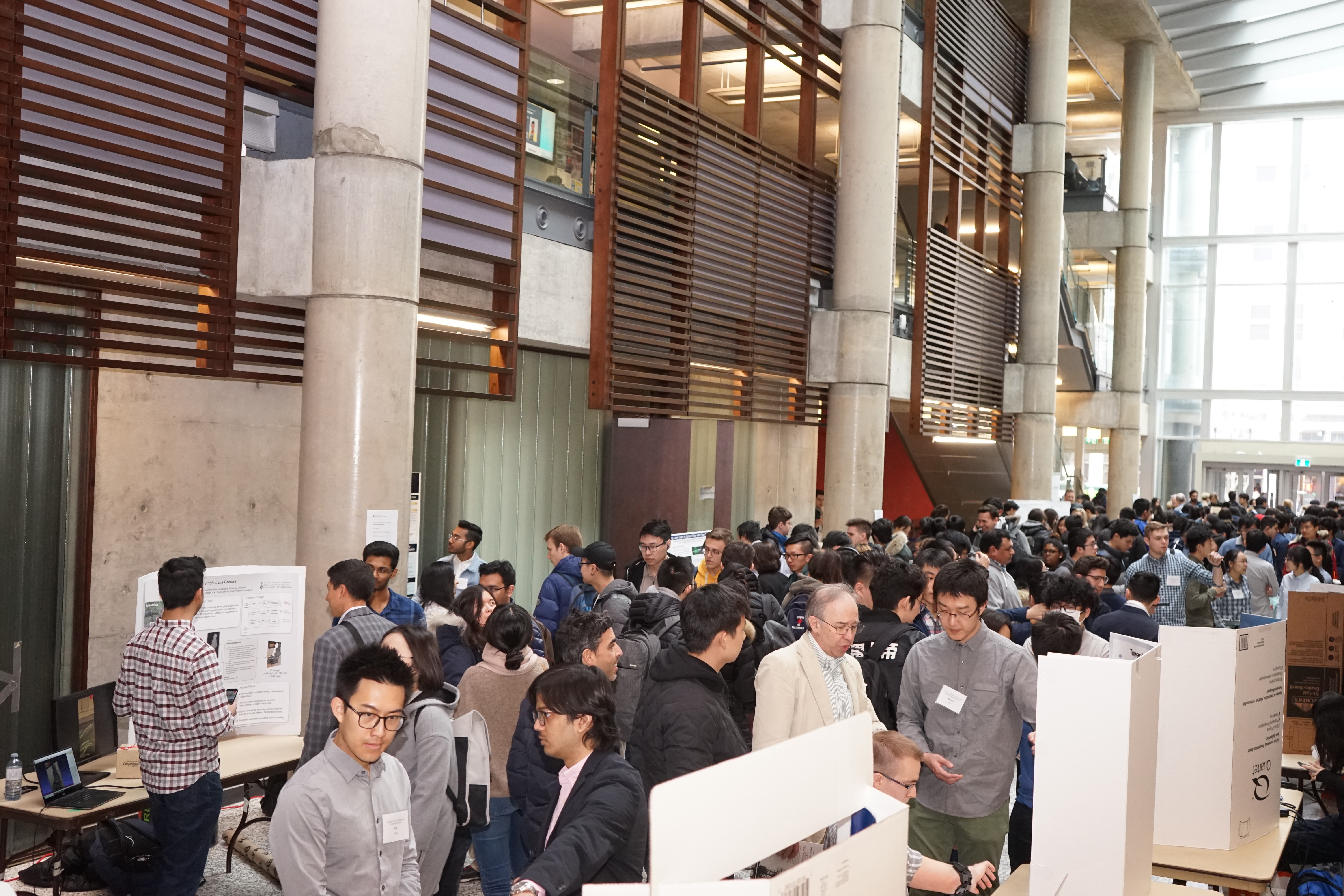 Students, alumni, faculty, industry and the public packed the Bahen Centre for Information Technology on April 5, 2019 to see fourth-year ECE students demonstrate their capstone projects. 
