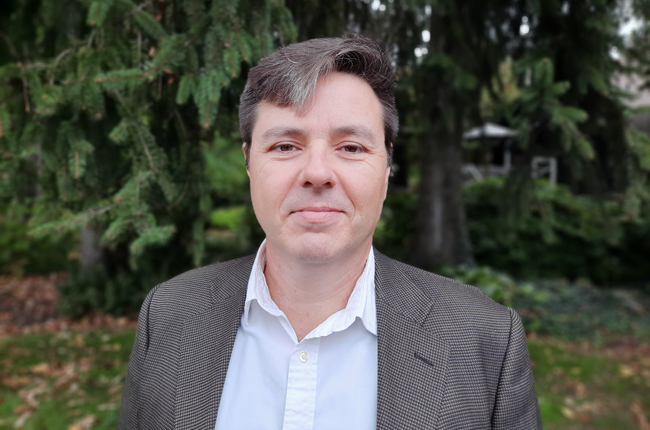Professor Bruno Korst has joined the ECE Department. In his teaching, he aims to to encourage and guide students' curiosity and to present theory in a way that enables them to easily make connections to its application. (Photo courtesy: Bruno Korst)