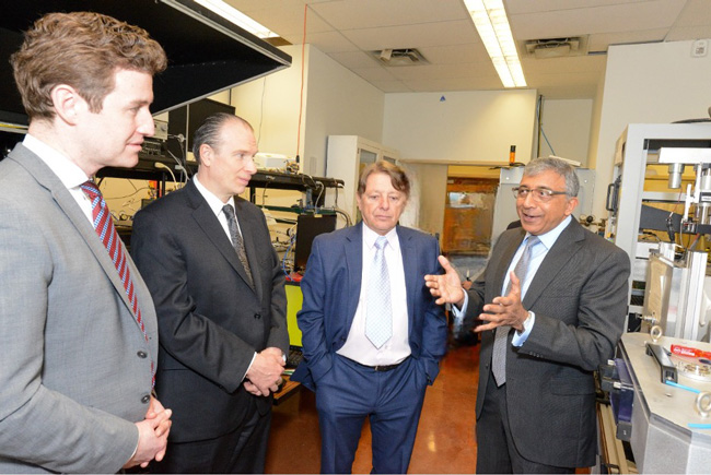 3E_Nano_650x435 Professor gesturing to MP beside cofounders
