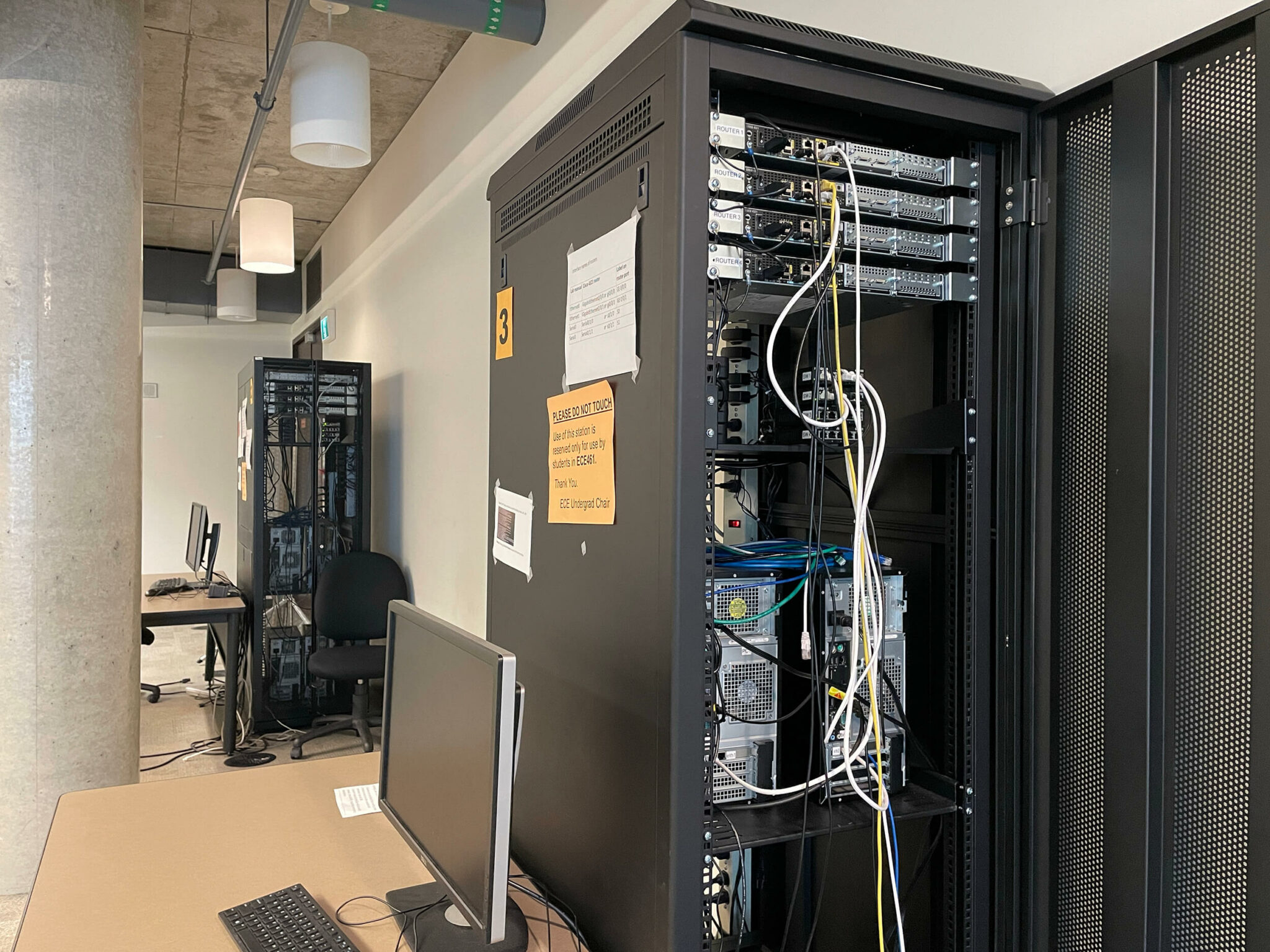 Computer and Internetworking Lab - Electrical & Computer Engineering